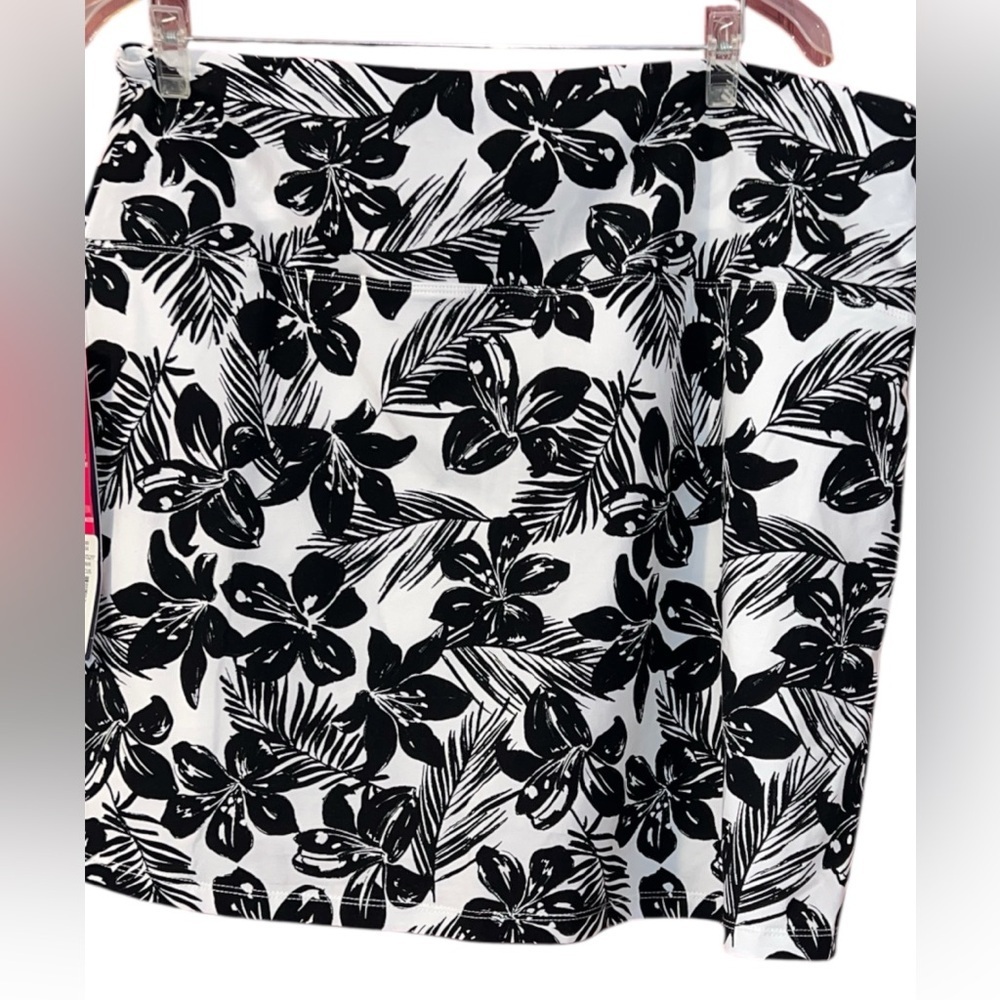 Black and White Floral Skort Palm Hibiscus Hawaiian Print XL